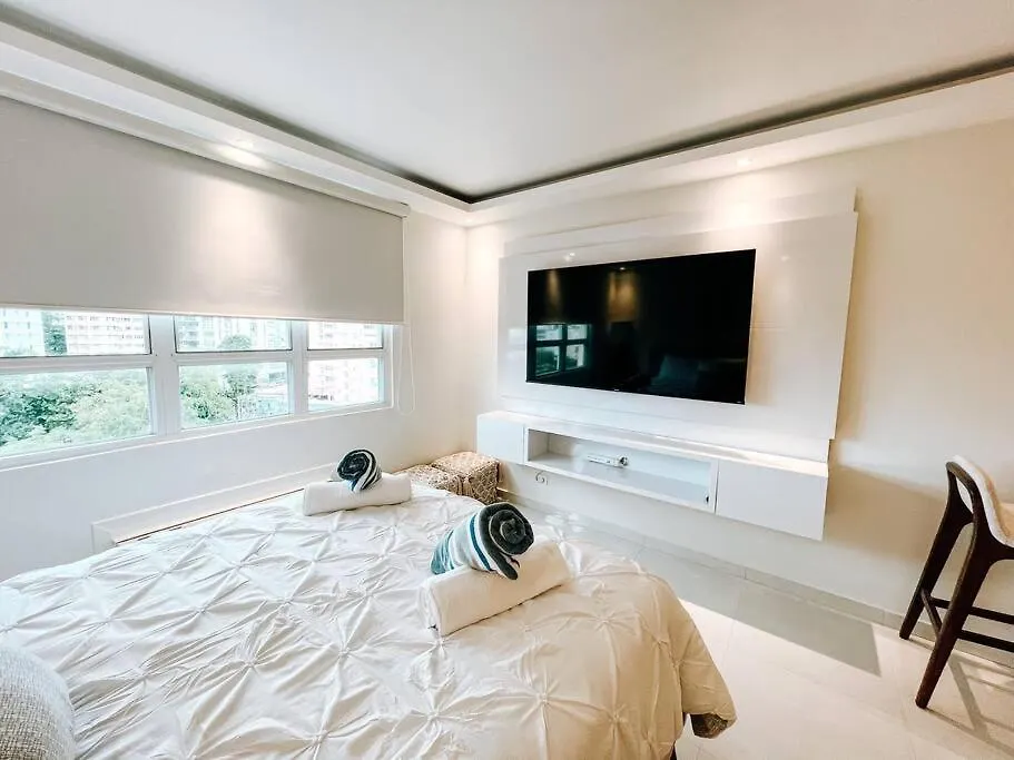 Comfy Modern Studio Apt @ San Juan Distrito T-Mobile
