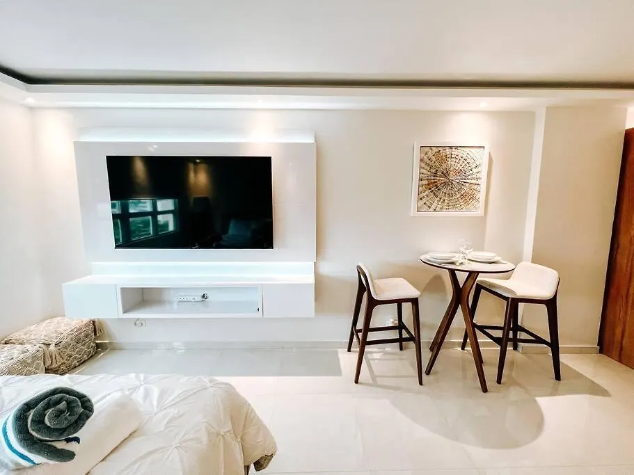Comfy Modern Studio Apt @ San Juan Distrito T-Mobile Appartement