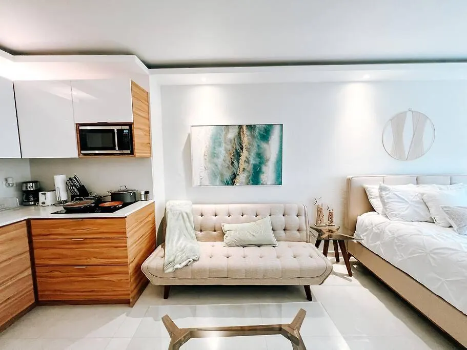 Comfy Modern Studio Apt @ San Juan Distrito T-Mobile